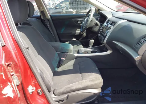 2015 Nissan Altima 2.5 S from USA, damaged, VIN 1N4AL3AP8FN327921